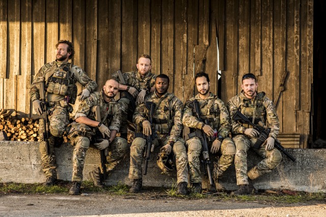 《海豹六队第二季》剧照第15张图片