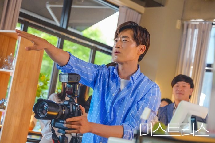 《情妇》剧照第23张图片