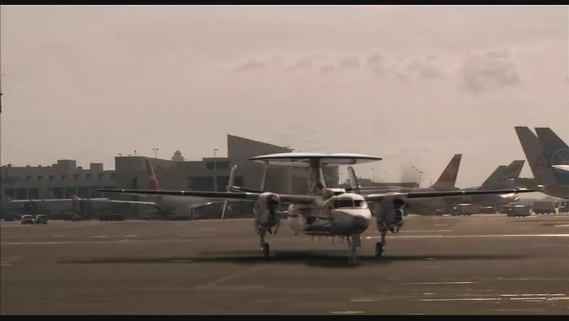 《百慕大三角》海报第34张图片