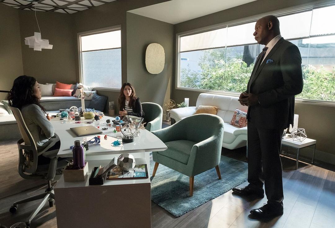 《虚拟幻梦》海报第14张图片