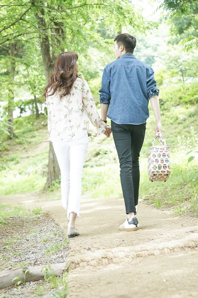 《过来抱抱我》剧照