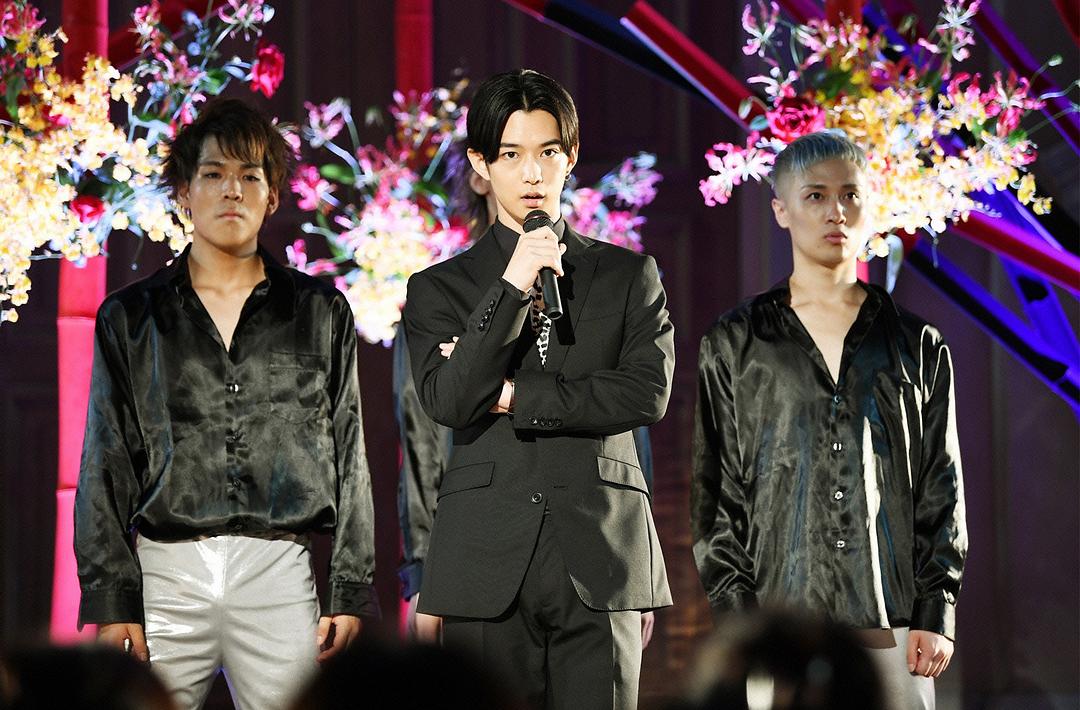 《高岭之花》剧照第33张图片