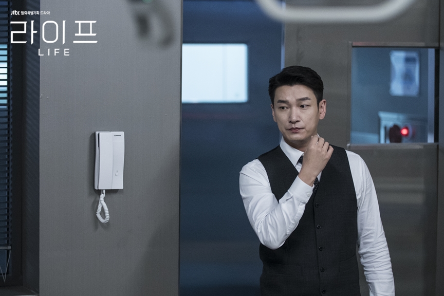 《Life》海报第38张图片