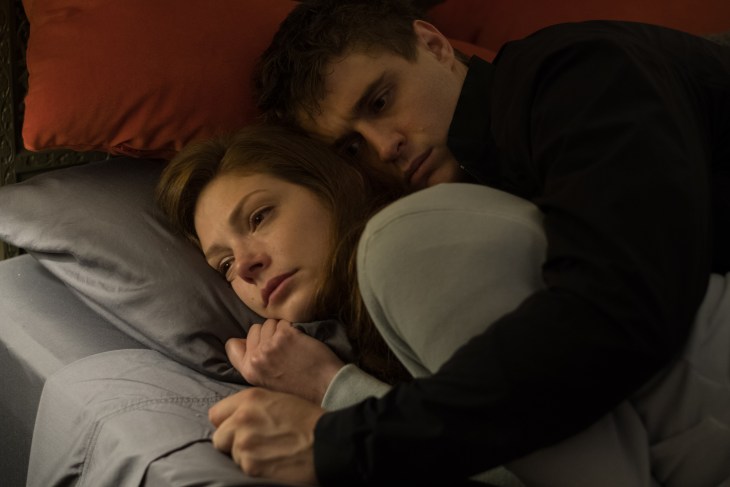 《秃鹰第一季》剧照