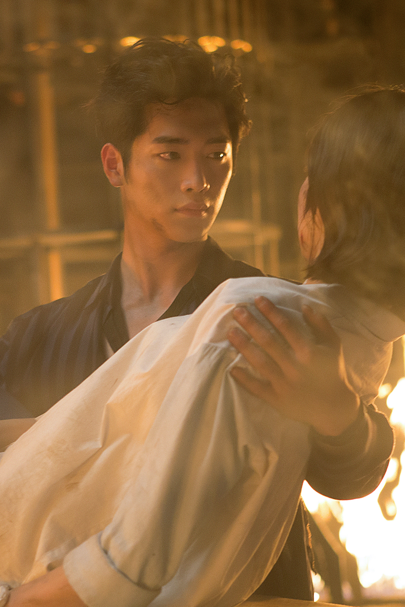 《你也是人类吗?》剧照