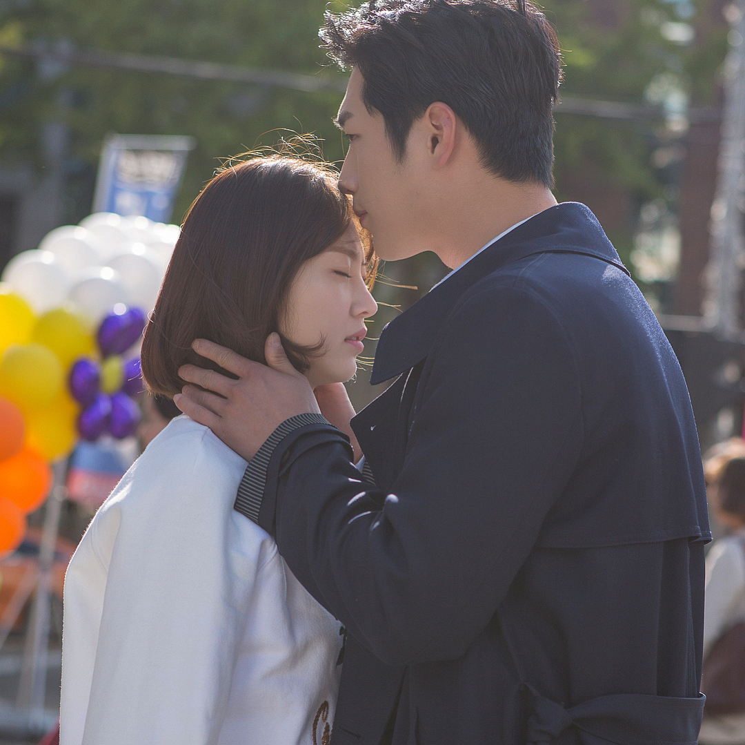 《你也是人类吗?》剧照