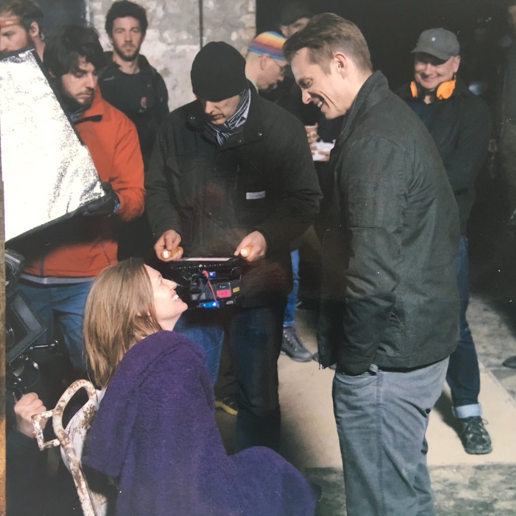 《汉娜第一季》海报第56张图片