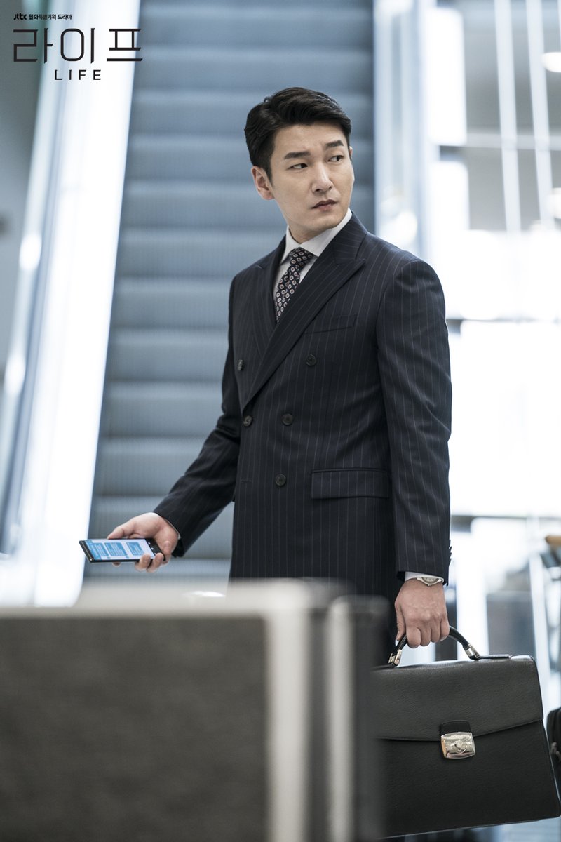 《Life》海报第55张图片