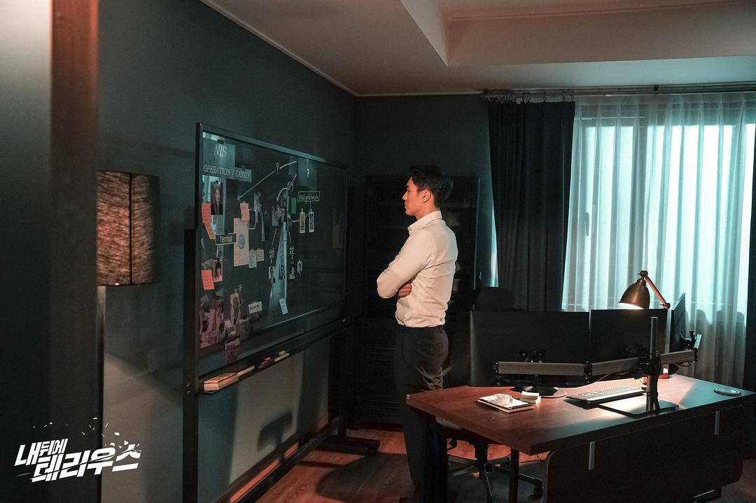 《我背后的陶斯》剧照第17张图片