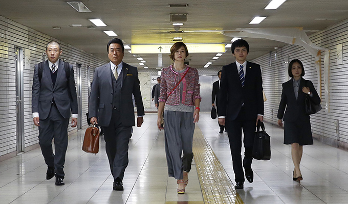 《LegalV～前律师·小鸟游翔子～》剧照