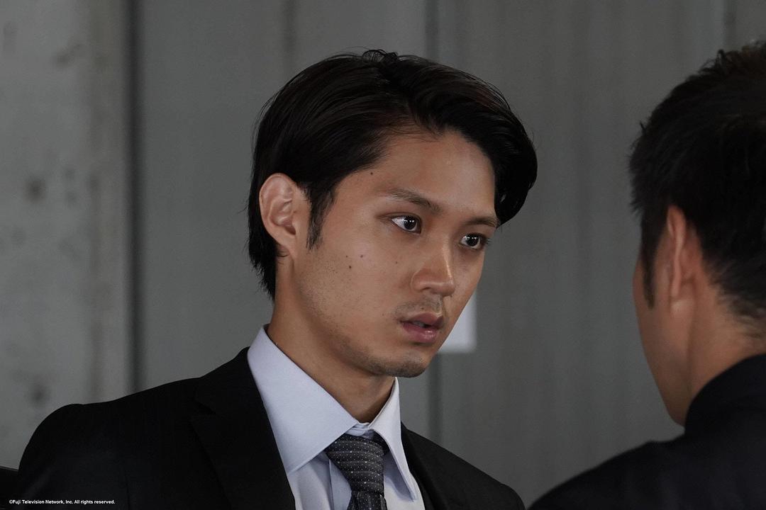 《金装律师》海报