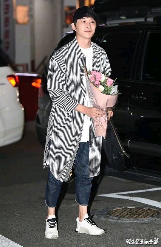 2018年10月2日杀青...