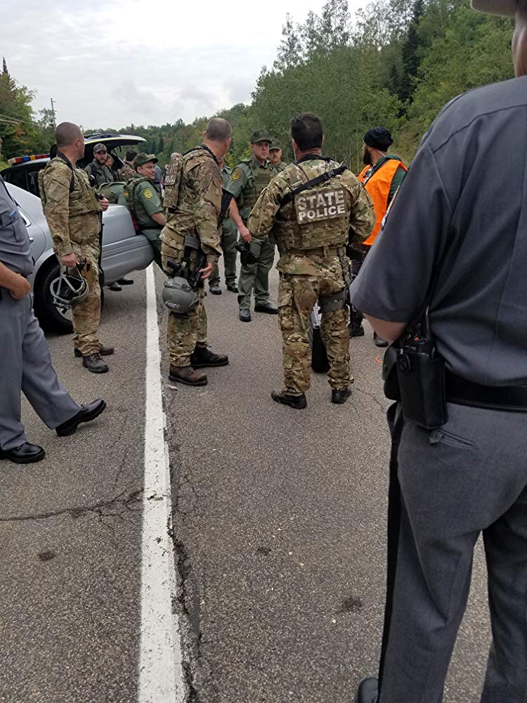 《逃离丹尼莫拉》剧照第34张图片