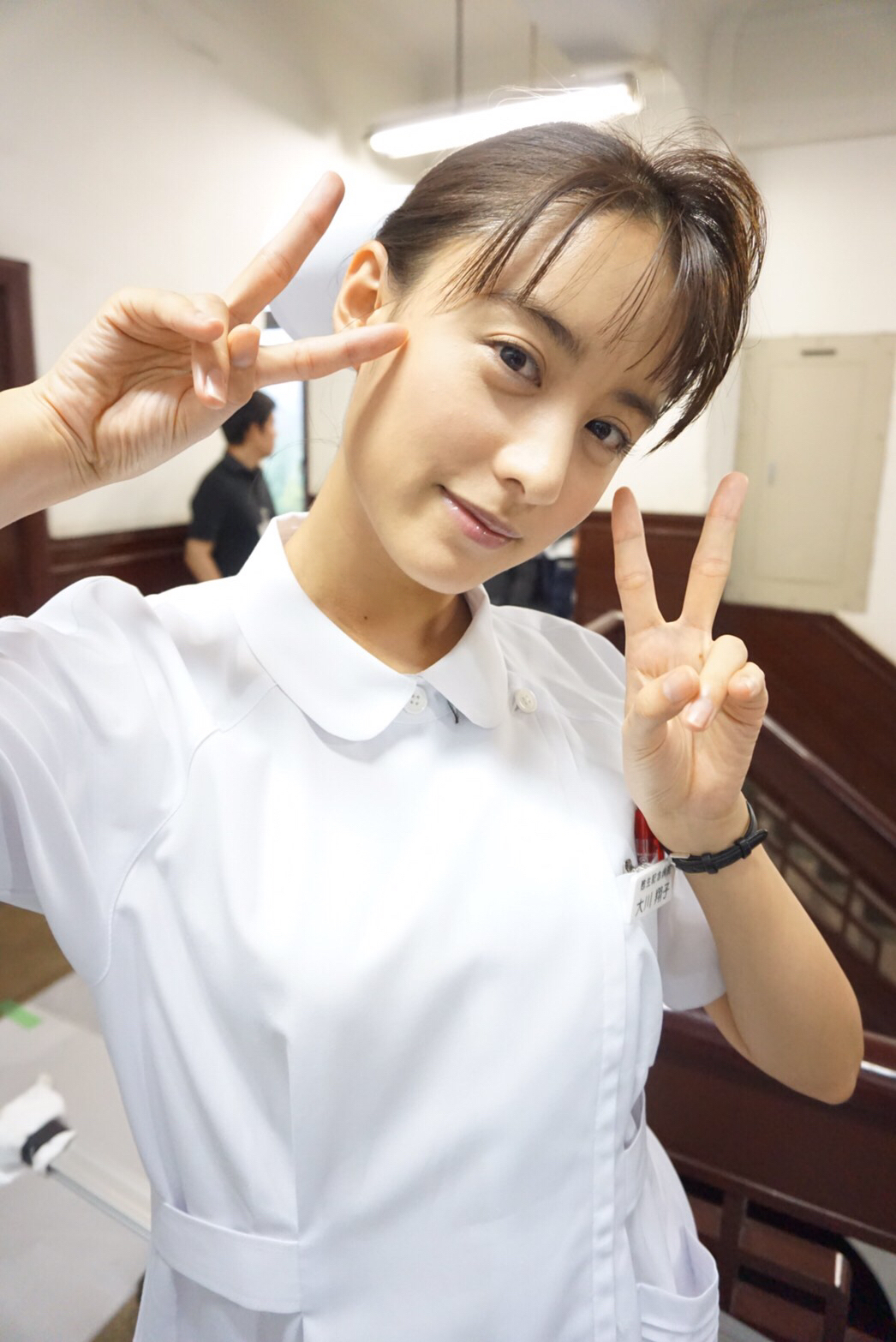 山本美月饰演大川翔...