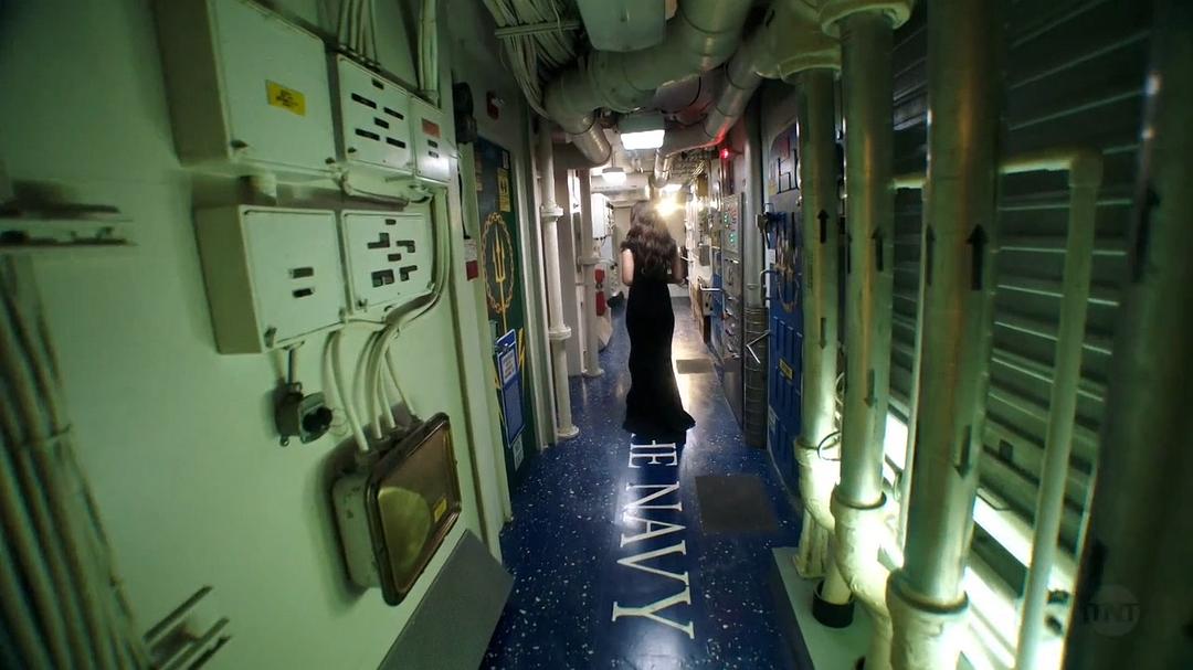 《末日孤舰第五季》海报第51张图片