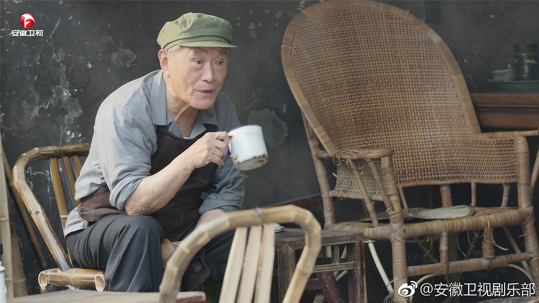 《外滩钟声》剧照第27张图片