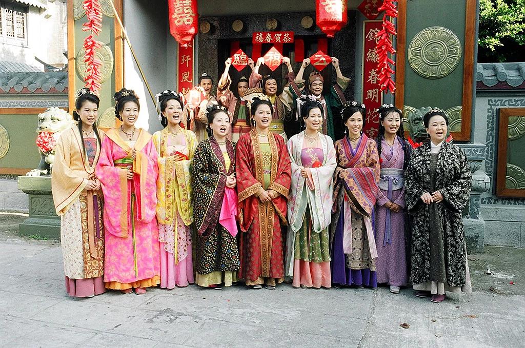 《锦绣良缘》海报第35张图片