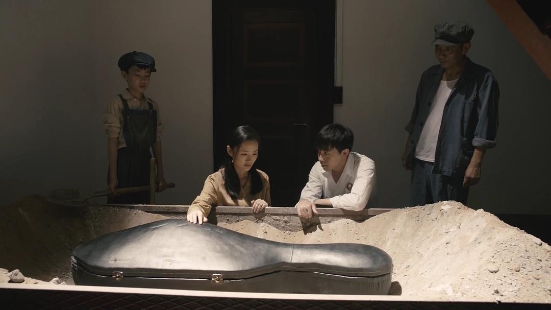 《外滩钟声》剧照第49张图片