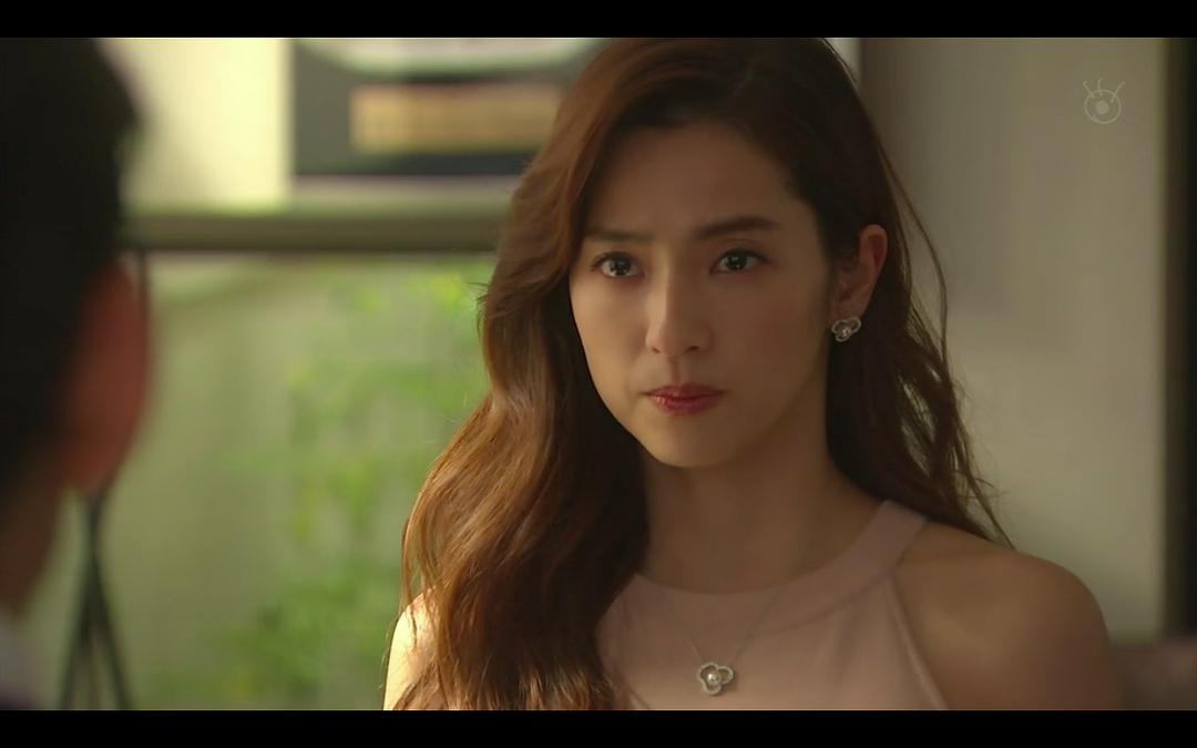 《金装律师》剧照第22张图片