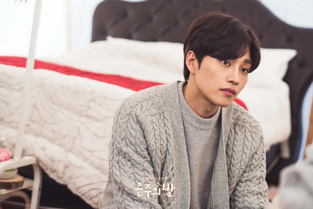 《恩珠的房间》剧照第18张图片