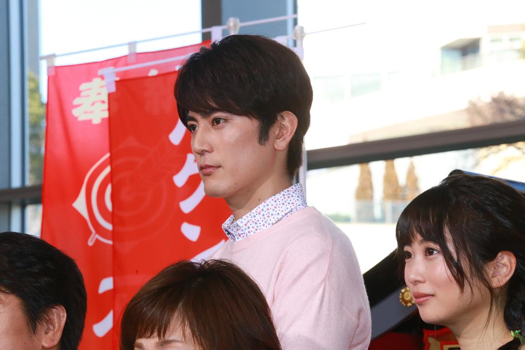 《派遣占卜师中》剧照第24张图片