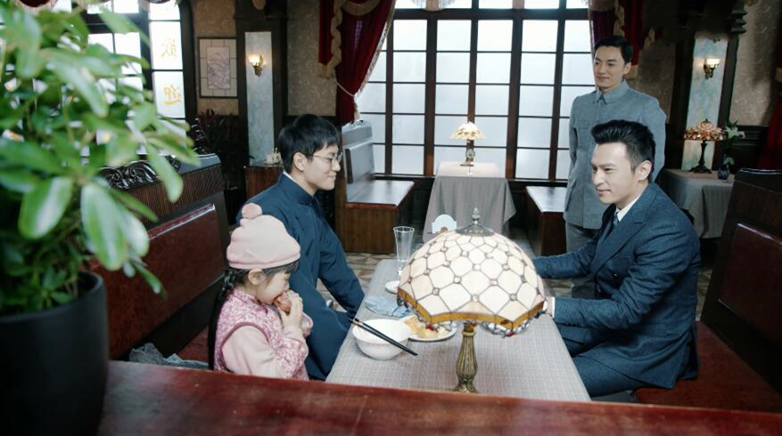 《天衣无缝》剧照第58张图片