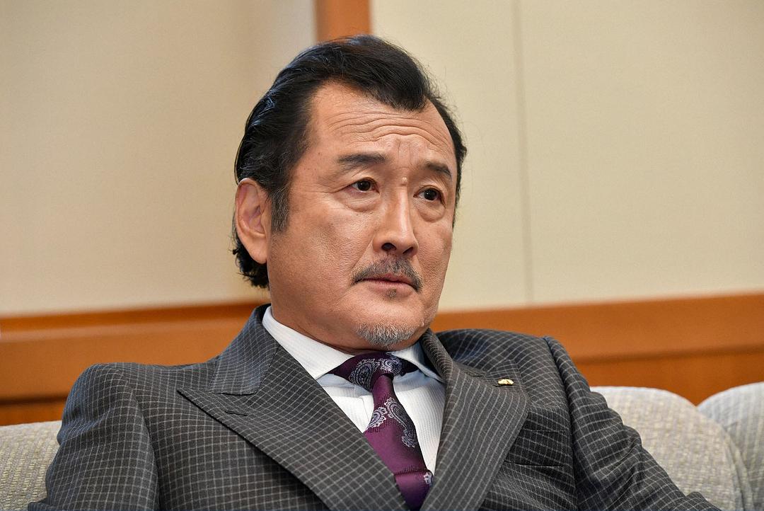 《傲骨贤妻》剧照