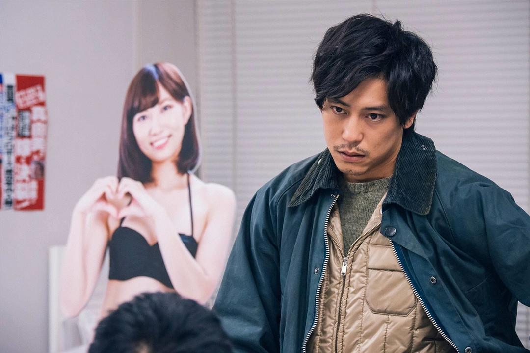 《丑闻专门律师》剧照第13张图片