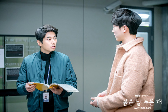 《赤月青日》海报第34张图片