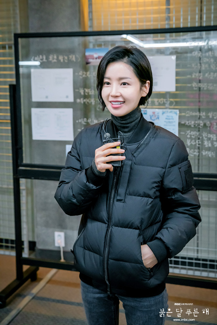 《赤月青日》海报第25张图片