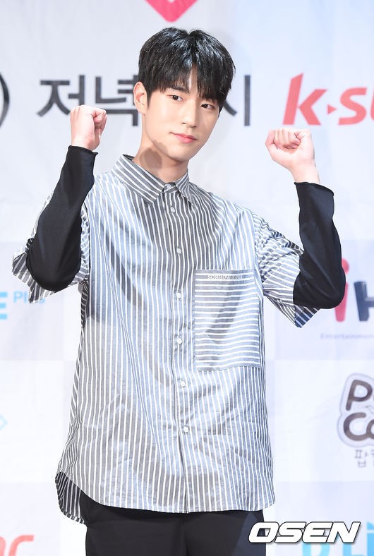 《就一口第二季》海报第32张图片