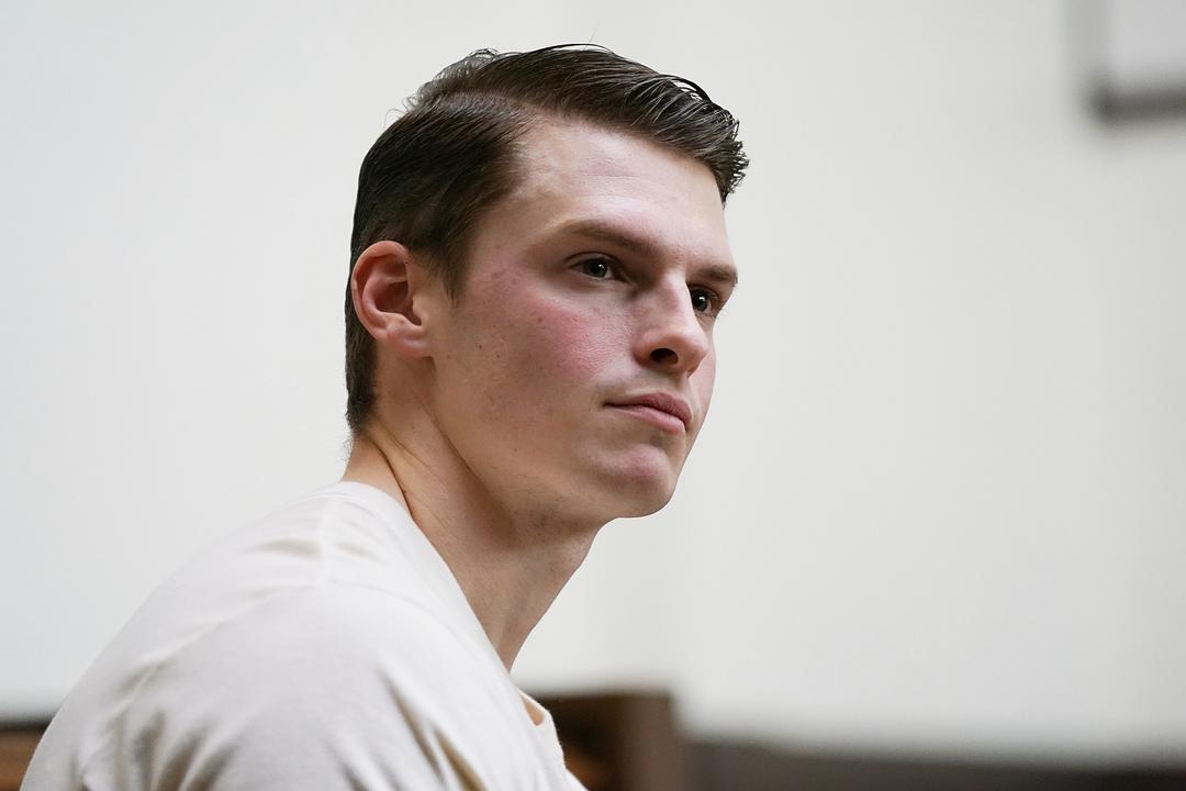 村雨辰剛演じるアメリ...