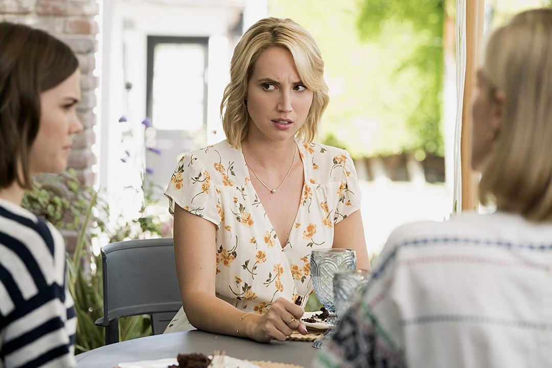 《麻烦一家人第一季》剧照