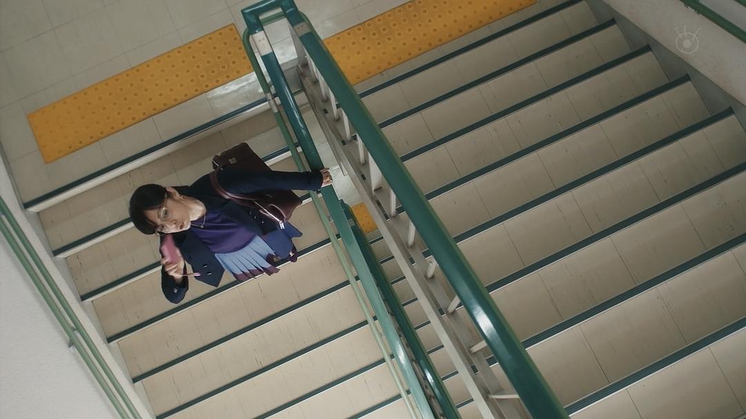 《丑闻专门律师》剧照第51张图片