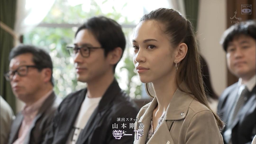 《傲骨贤妻》剧照第51张图片