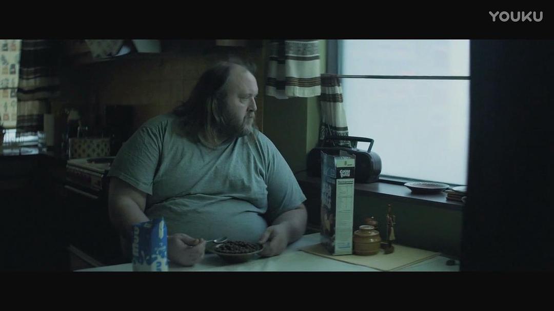 《处子之山》海报