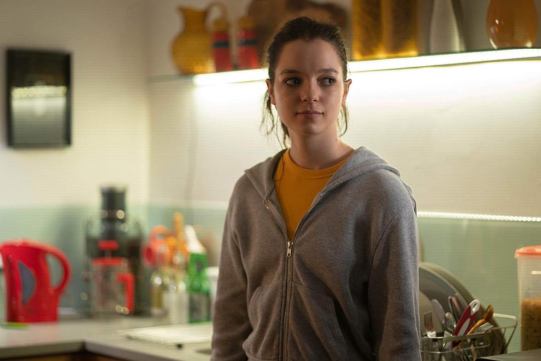 《汉娜第一季》海报第20张图片