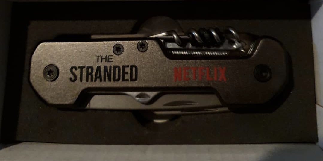 《绝境岛》剧照第13张图片