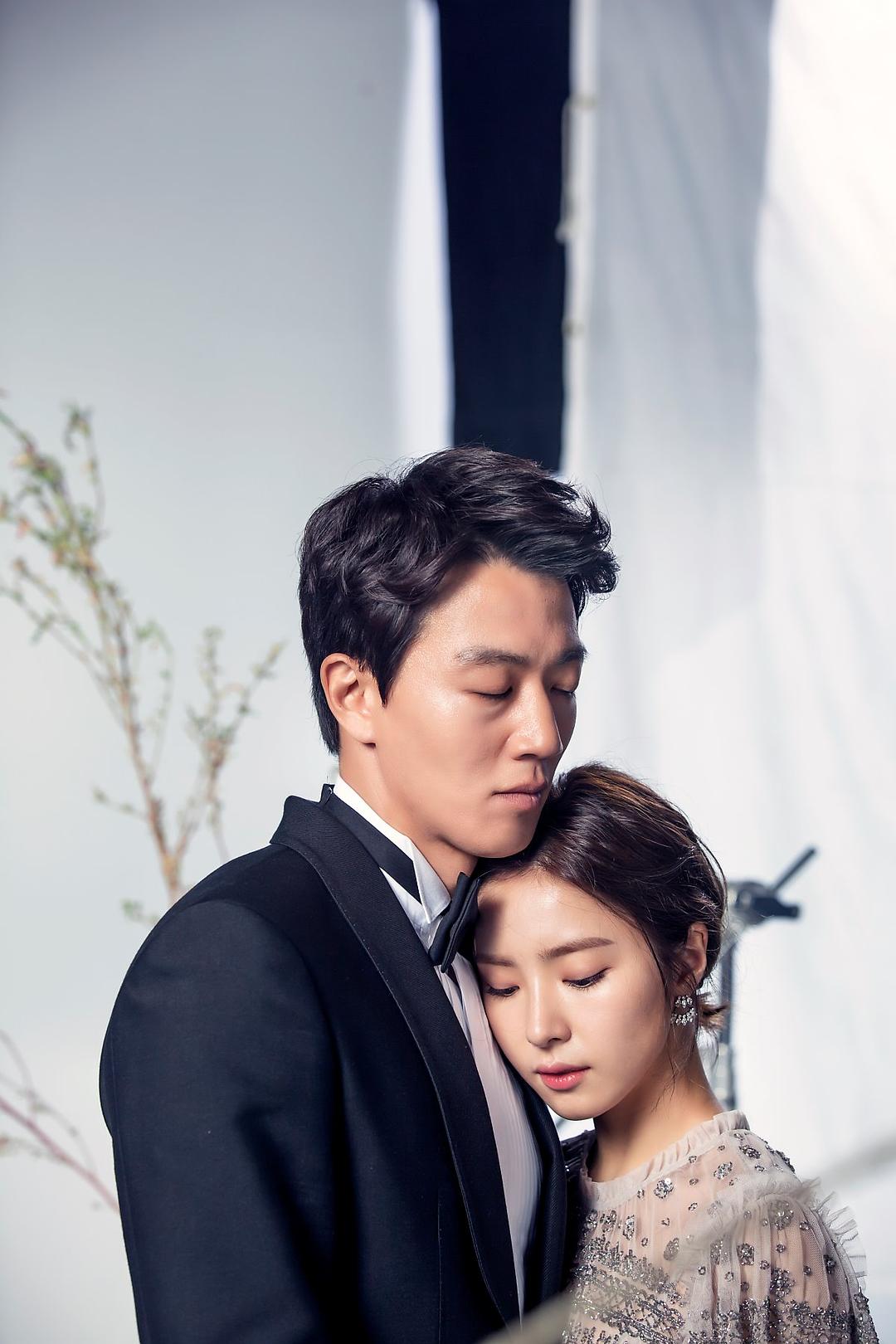 《黑骑士》剧照第36张图片