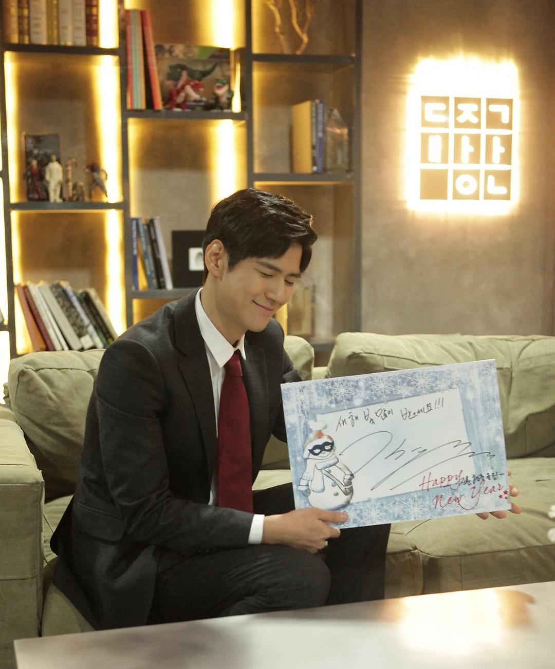 《黑骑士》剧照第38张图片