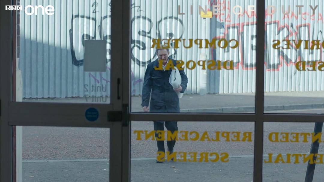 《重任在肩第五季》剧照第8张图片