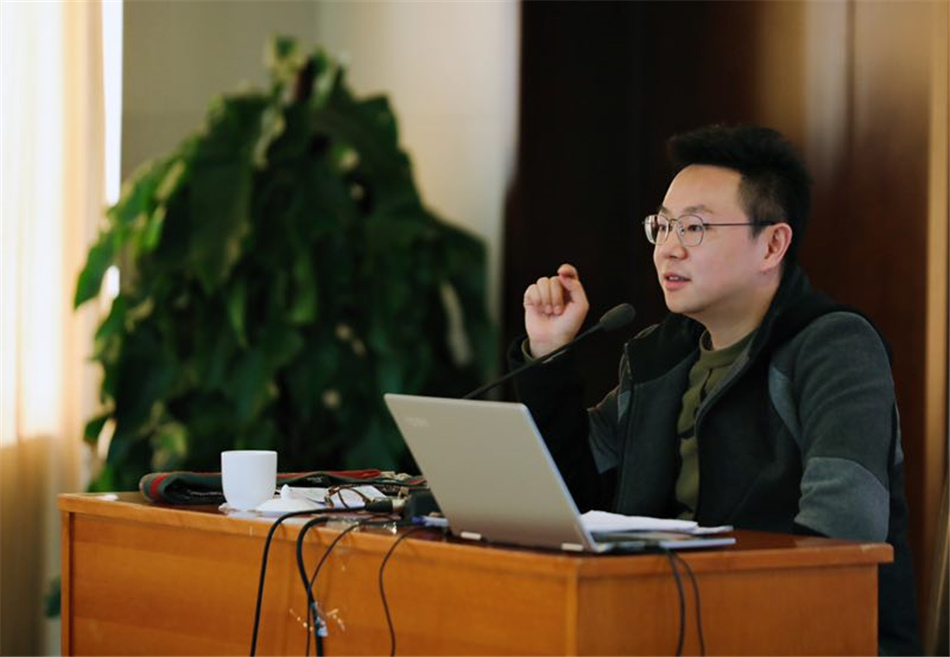 《澳门人家》总编剧、...