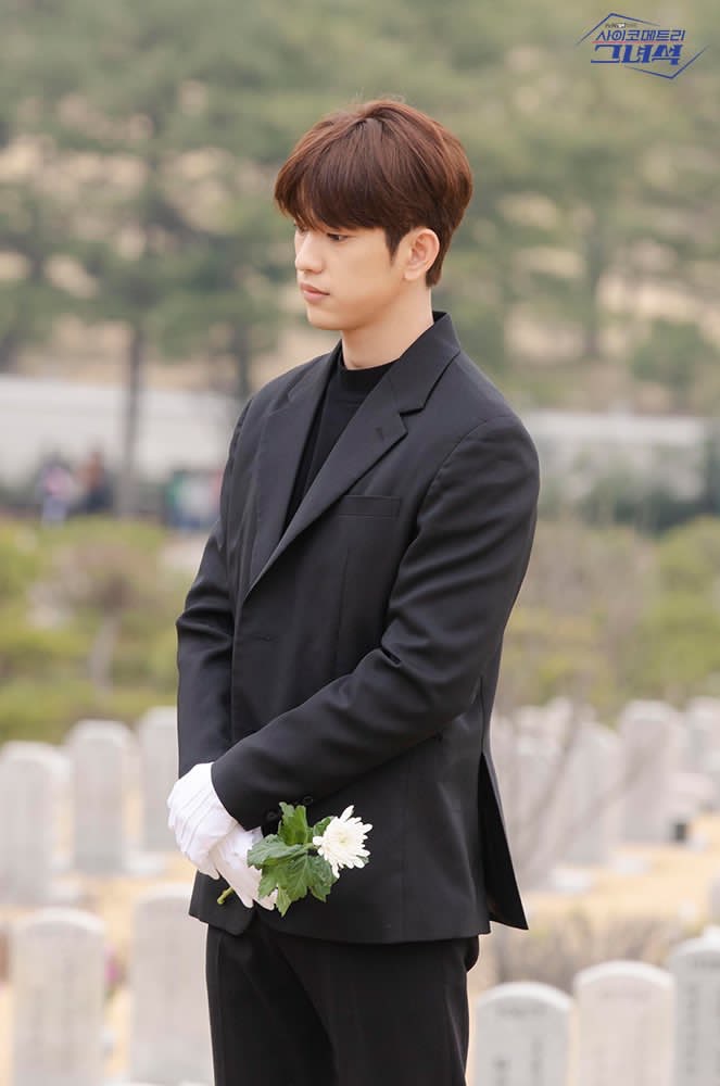 《会读心术的那小子》剧照第49张图片