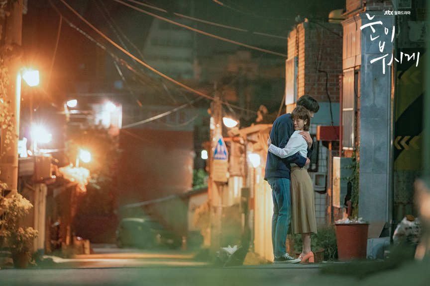 《耀眼》剧照第57张图片