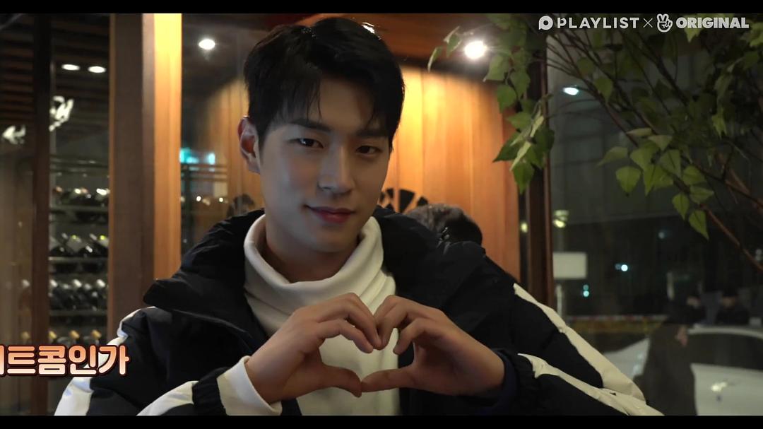 《就一口第二季》海报第13张图片