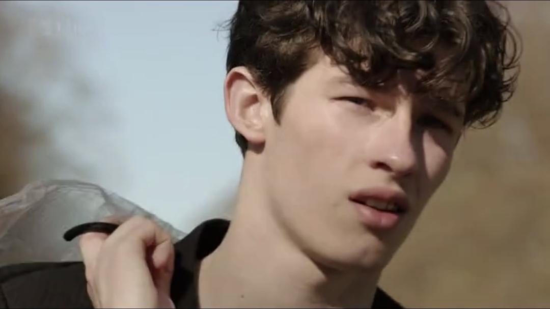 《渐行渐远》剧照第29张图片