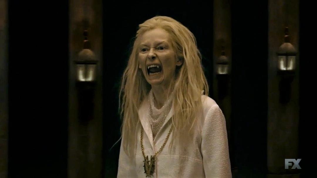 《吸血鬼生活第一季》海报第6张图片