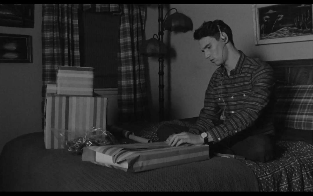 《1985》剧照第41张图片