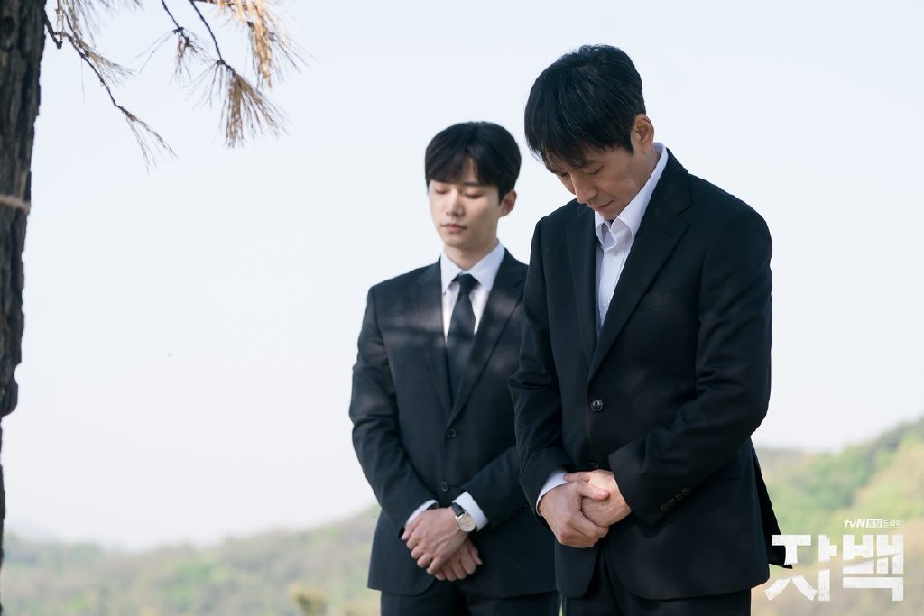 《自白》海报第14张图片