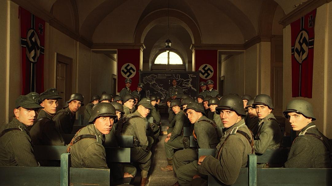 《第二十二条军规》剧照第29张图片